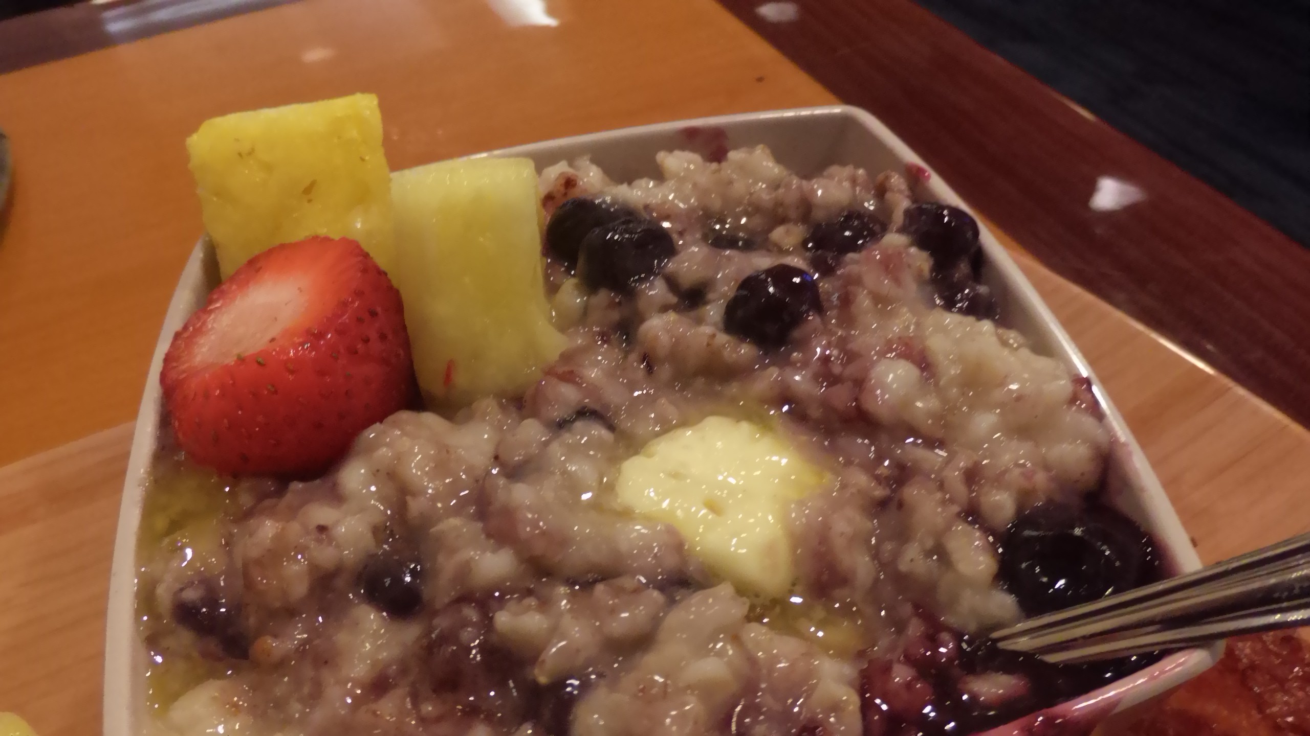 blueberry oatmeal with fruit